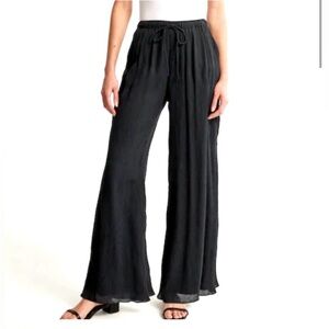 Abercrombie Crinkle Pants